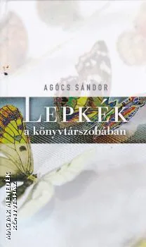 Lepkék a könyvtárszobában